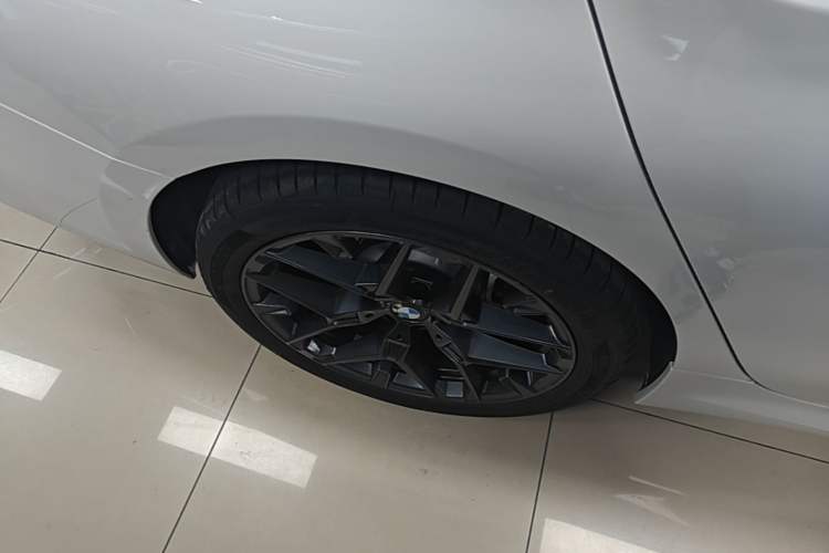 Used BMW 3 Series 2026 330Li M Sport Night Package Right Rear Wheel Hub