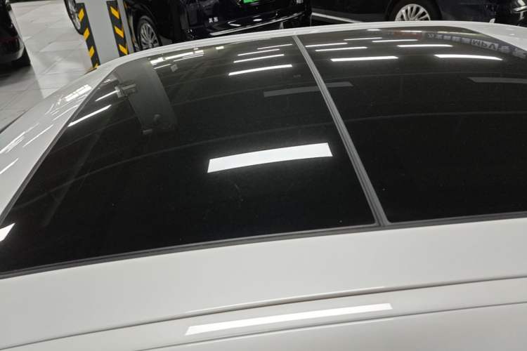 Used BMW 3 Series 2026 325Li M Sport Package Roof