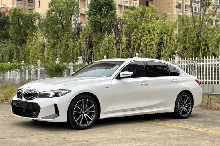 BMW 3 Series 2026 325Li M Sport Package