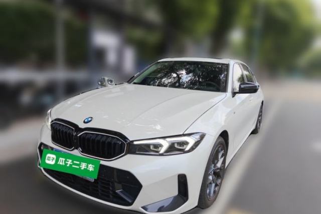 Ojetý BMW 3 Series 2026 330Li M Sport Night Package