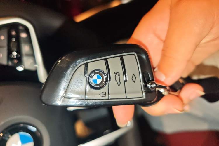 Used BMW 3 Series 2026 325Li M Sport Package Vehicle Key