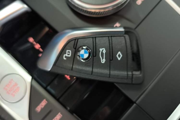 Used BMW 3 Series 2026 325Li M Sport Package Vehicle Key