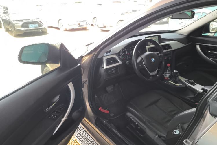 Used BMW 3 Series GT 2013 320i Leading Model Driver Seat