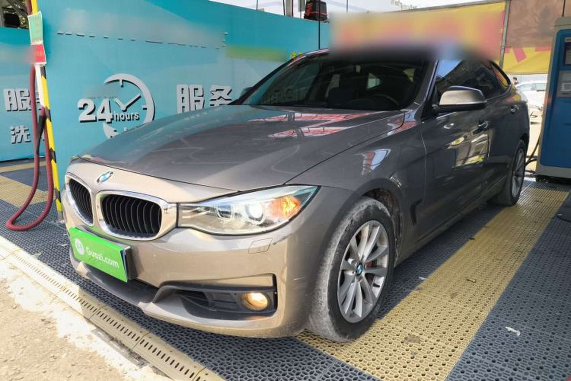 Used BMW 3 Series GT 2013 320i Leading Model Front Left 45 Deg