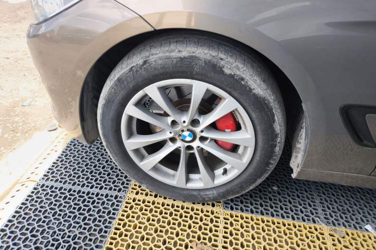 Used BMW 3 Series GT 2013 320i Leading Model Left Front Wheel Hub