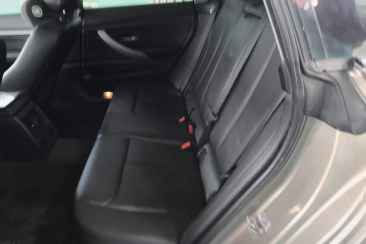 Used BMW 3 Series GT 2013 320i Leading Model Left Rear Seat