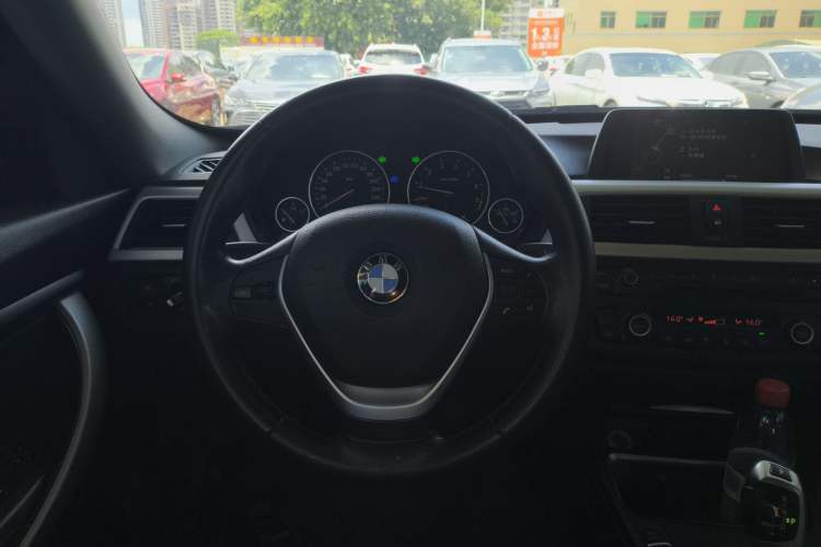 Used BMW 3 Series GT 2013 320i Leading Model Steering Wheel
