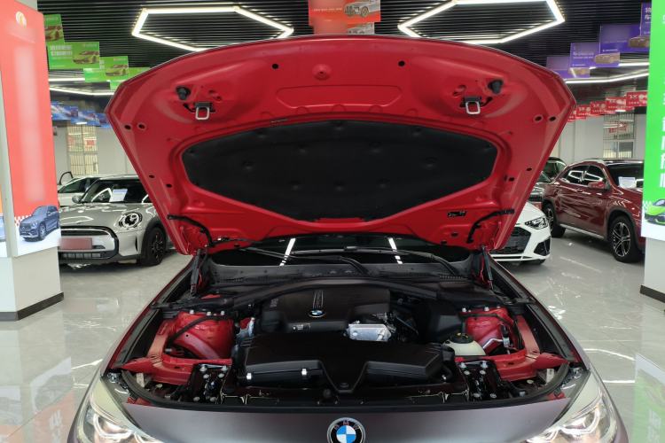 Used BMW 3 Series GT 2016 320i Fashion Model Engine Bay