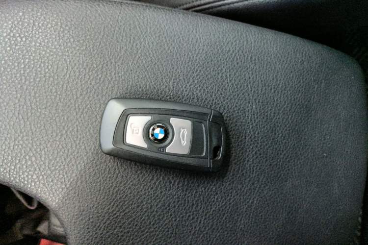 Used BMW 3 Series GT 2016 320i Fashion Model Vehicle Key