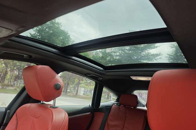 Used BMW 3 Series GT 2020 320i M Sport Night Edition Headliner