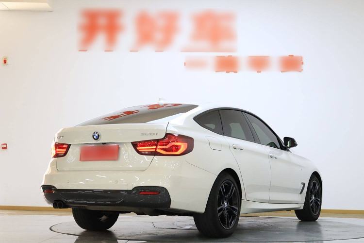 Used BMW 3 Series GT 2020 320i M Sport Night Edition Exterior 4