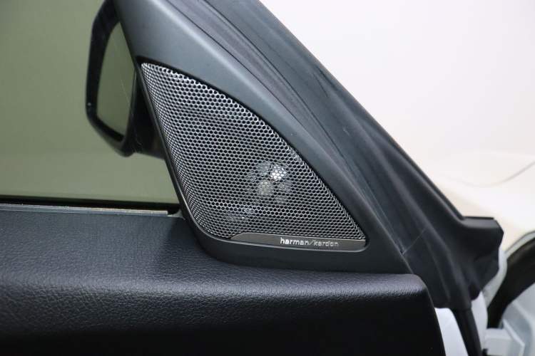 Used BMW 3 Series GT 2020 320i M Sport Night Edition Interior 7
