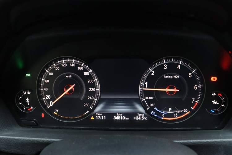 Used BMW 3 Series GT 2020 320i M Sport Night Edition Odometer Close Up