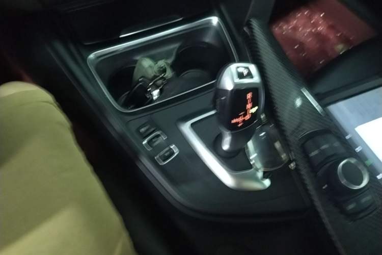Used BMW 3 Series GT 2013 320i Leading Model Gear Lever