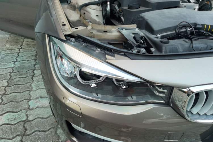 Used BMW 3 Series GT 2013 320i Sport Design Package Left Front Headlight