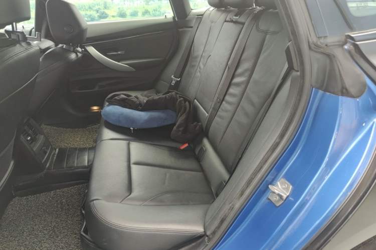 Used BMW 3 Series GT 2013 328i Sport Design Package Left Rear Seat