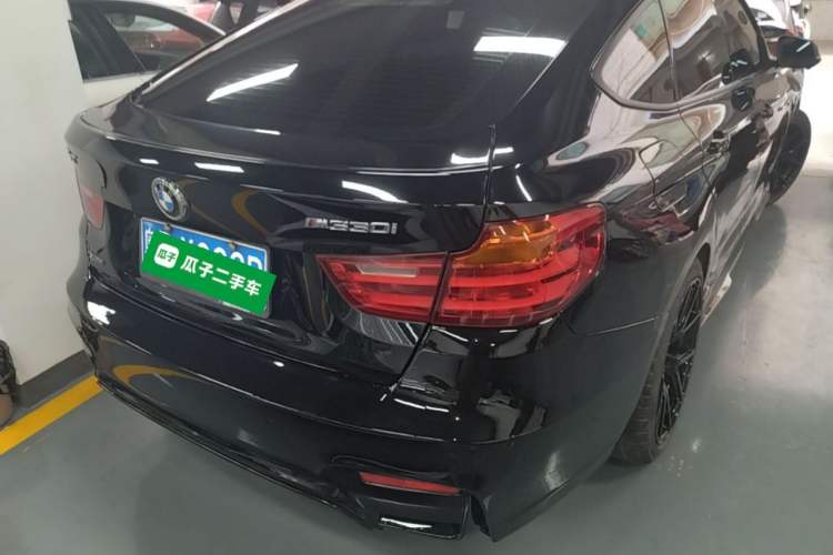 Used BMW 3 Series GT 2013 320i Leading Model Rear Right 45 Deg