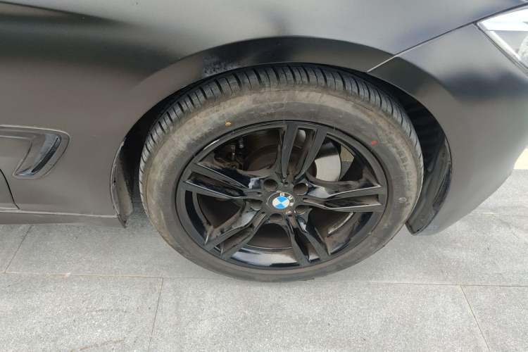 Used BMW 3 Series GT 2013 328i Sport Design Package Right Front Wheel Hub