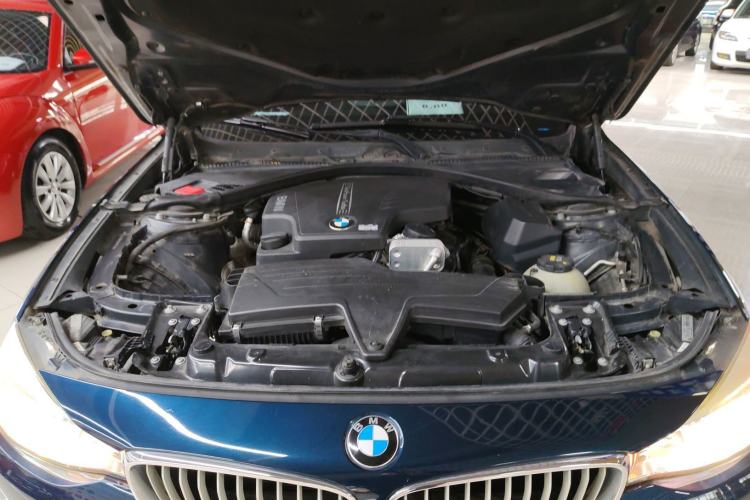Used BMW 3 Series GT 2013 328i Sport Design Package Engine Bay