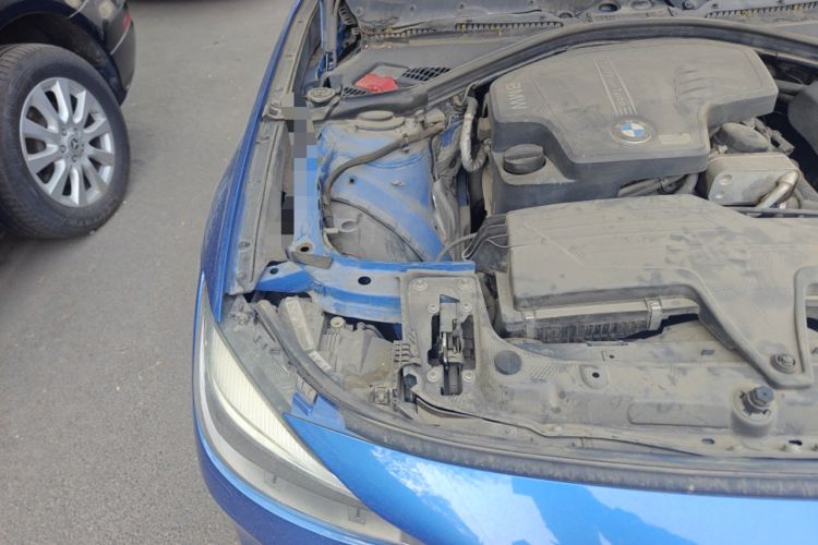 Used BMW 3 Series GT 2013 320i Sport Design Package Engine Bay Right