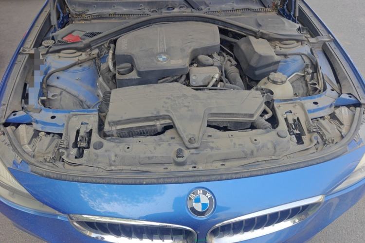 Used BMW 3 Series GT 2013 320i Sport Design Package Engine Bay