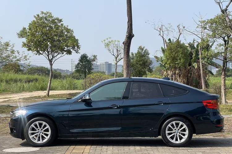 Used BMW 3 Series GT 2013 320i Leading Model Exterior 3