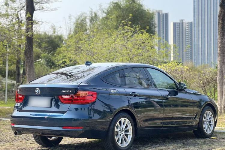 Used BMW 3 Series GT 2013 320i Leading Model Exterior 4