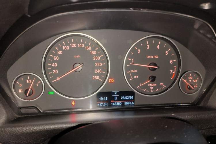 Used BMW 3 Series GT 2013 320i Leading Model Instrument Cluster