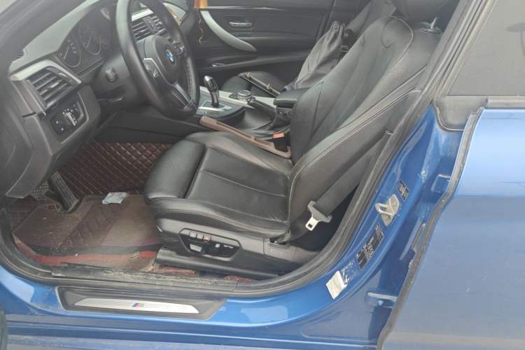 Used BMW 3 Series GT 2013 320i Sport Design Package Left Front Seat