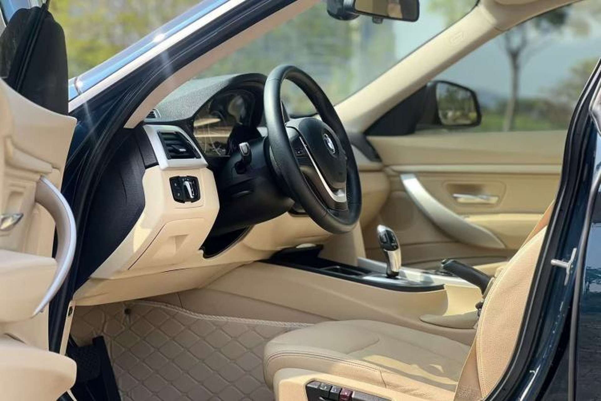 Used BMW 3 Series GT 2013 320i Leading Model Left Front Seat