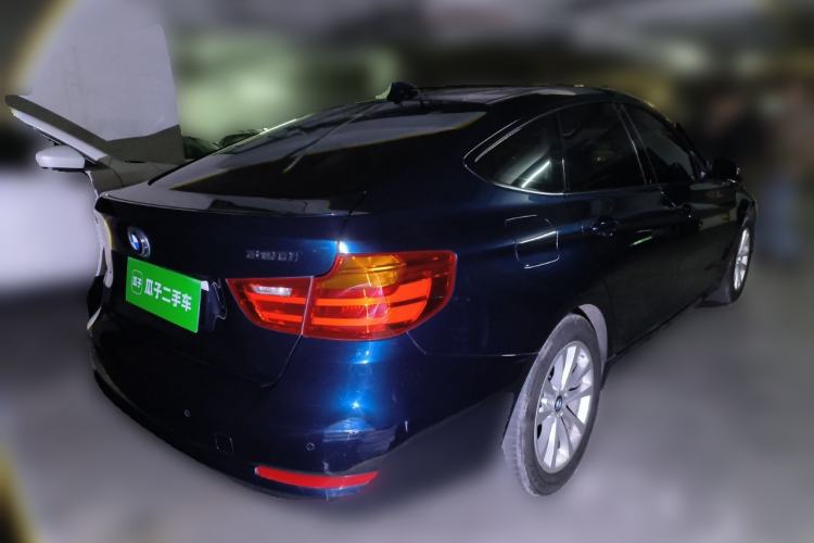 Used BMW 3 Series GT 2013 320i Leading Model Rear Right 45 Deg