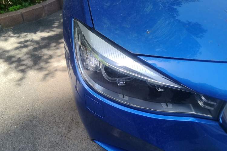 Used BMW 3 Series GT 2013 320i Sport Design Package Right Front Headlight