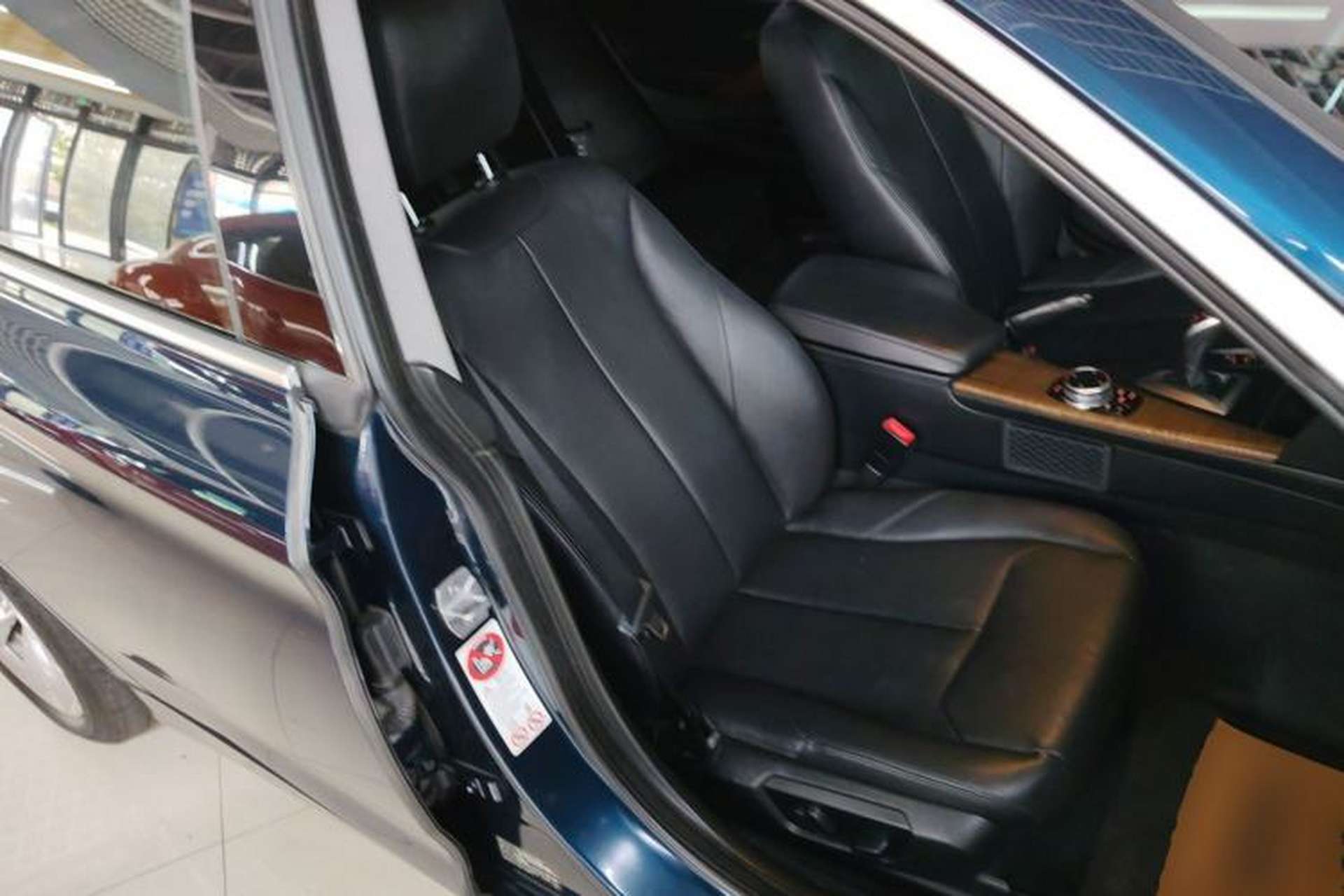 Used BMW 3 Series GT 2013 328i Sport Design Package Right Front Seat