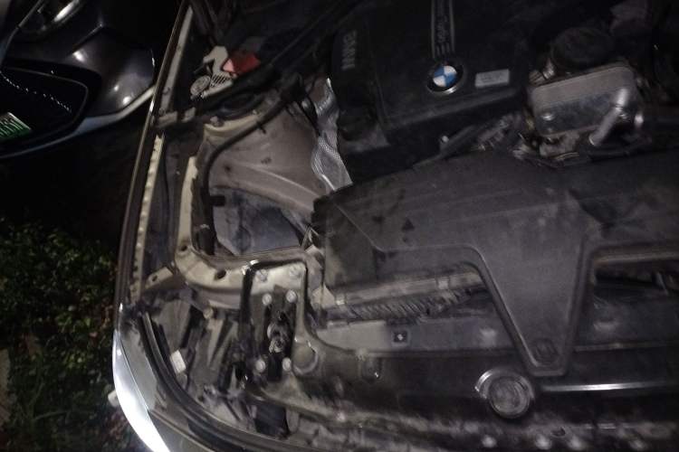 Used BMW 3 Series GT 2013 320i Leading Model Engine Bay Right
