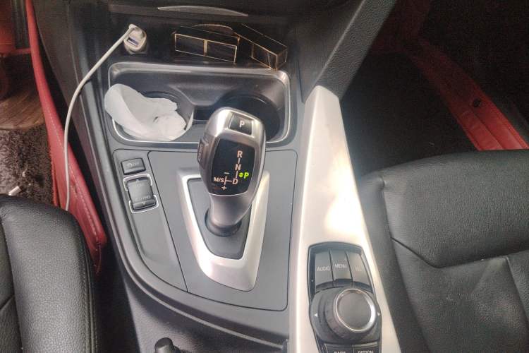 Used BMW 3 Series GT 2013 320i Leading Model Gear Lever