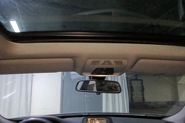 Used BMW 3 Series GT 2013 320i Leading Model Headliner