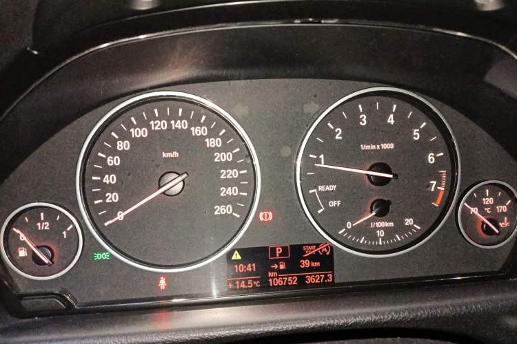 Used BMW 3 Series GT 2013 320i Leading Model Instrument Cluster