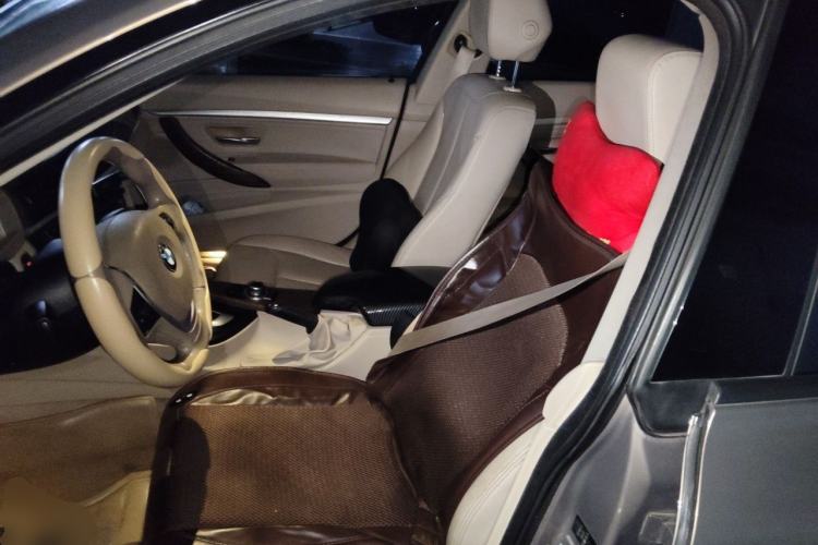 Used BMW 3 Series GT 2013 320i Sport Design Package Left Front Seat
