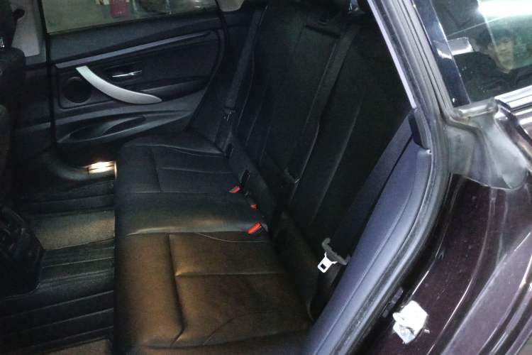 Used BMW 3 Series GT 2013 320i Leading Model Left Rear Seat