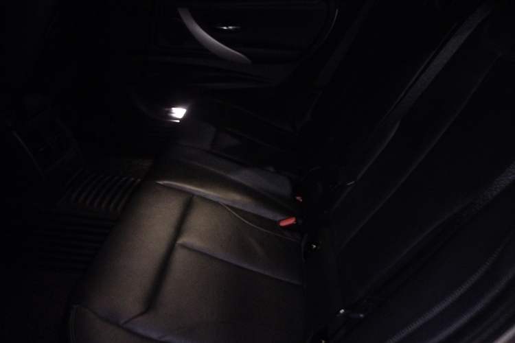 Used BMW 3 Series GT 2013 320i Leading Model Left Rear Seat