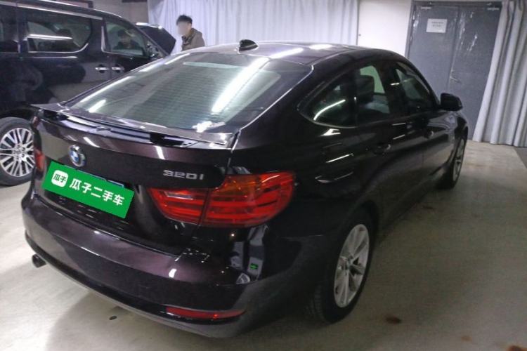 Used BMW 3 Series GT 2013 320i Leading Model Rear Right 45 Deg