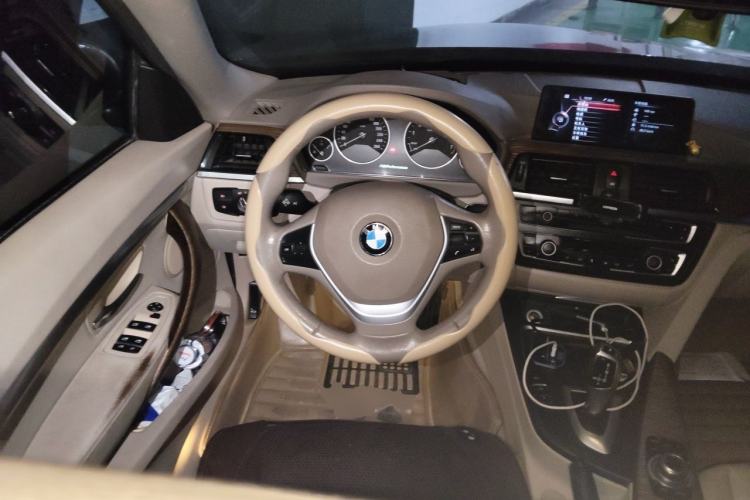 Used BMW 3 Series GT 2013 320i Sport Design Package Steering Wheel