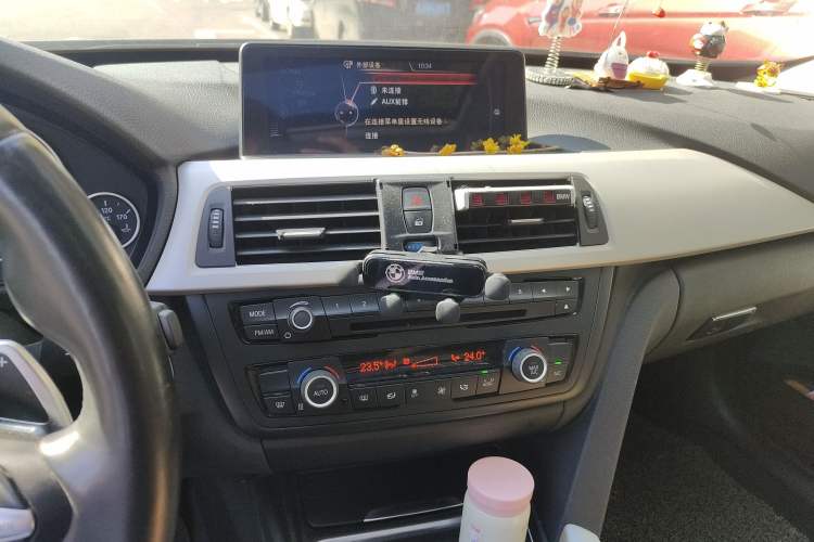 Used BMW 3 Series GT 2013 320i Leading Model Audio And AC Panel