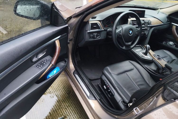 Used BMW 3 Series GT 2013 328i Sport Design Package Driver Seat