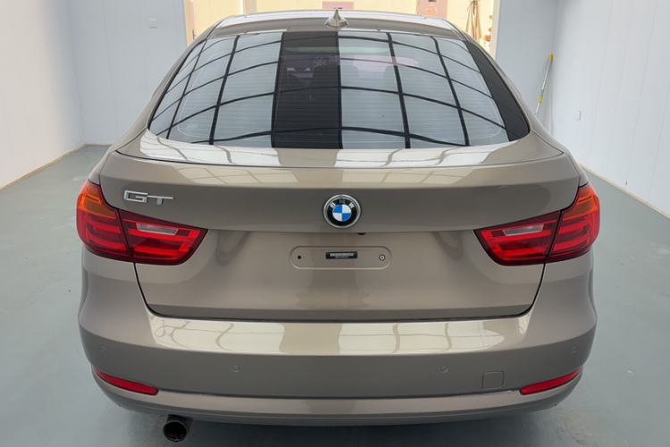 Used BMW 3 Series GT 2013 320i Leading Model Exterior 8