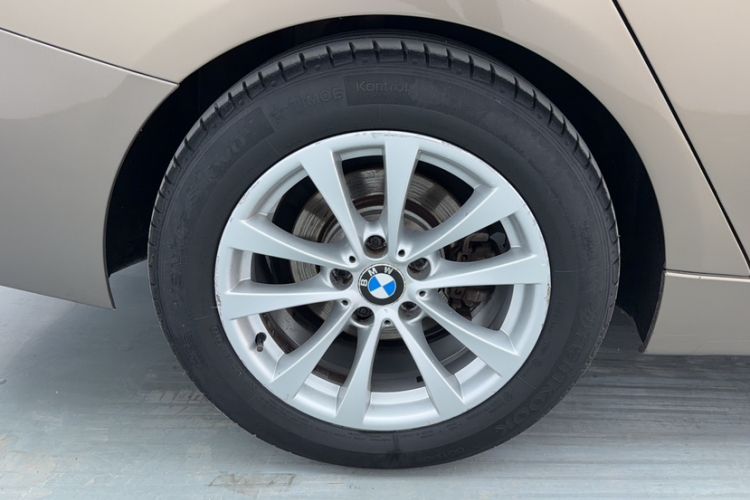 Used BMW 3 Series GT 2013 320i Leading Model Exterior 9
