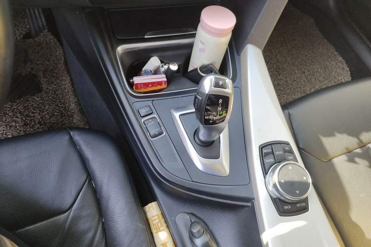 Used BMW 3 Series GT 2013 320i Leading Model Gear Lever