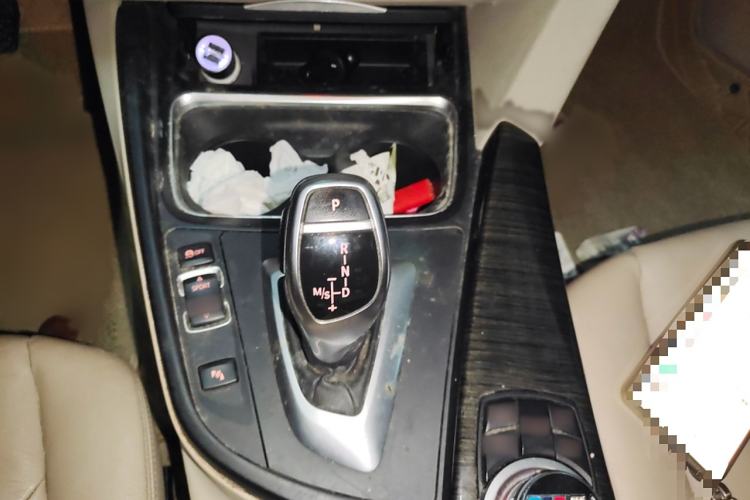 Used BMW 3 Series GT 2013 328i Sport Design Package Gear Lever