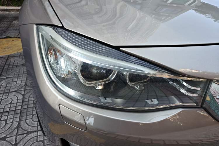 Used BMW 3 Series GT 2013 320i Sport Design Package Right Front Headlight