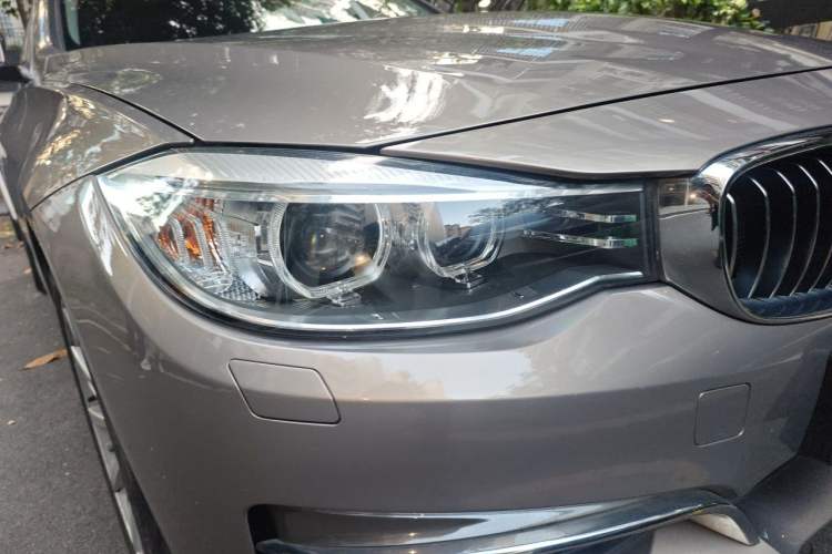 Used BMW 3 Series GT 2013 320i Sport Design Package Right Front Headlight